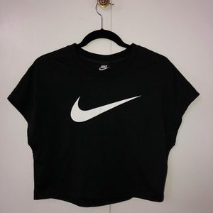 Nike Crop Top